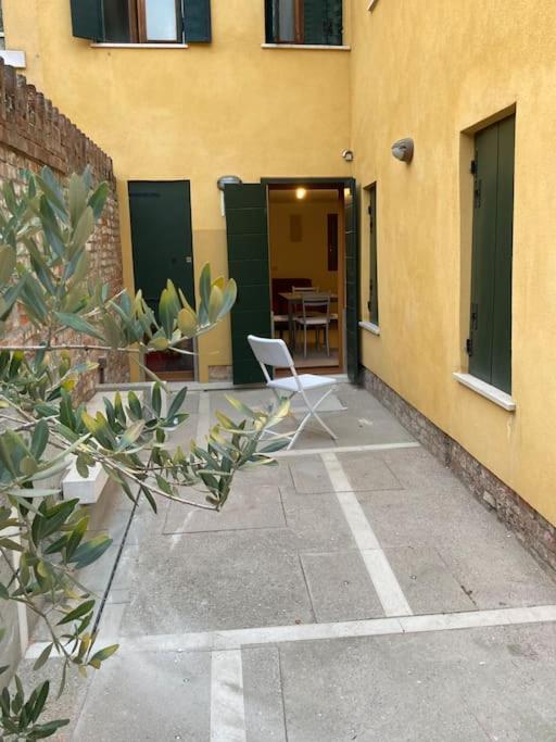 Appartamento Tre Archi Con Corte Privata Venetië Buitenkant foto