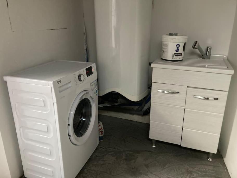 Appartamento Tre Archi Con Corte Privata Venetië Buitenkant foto