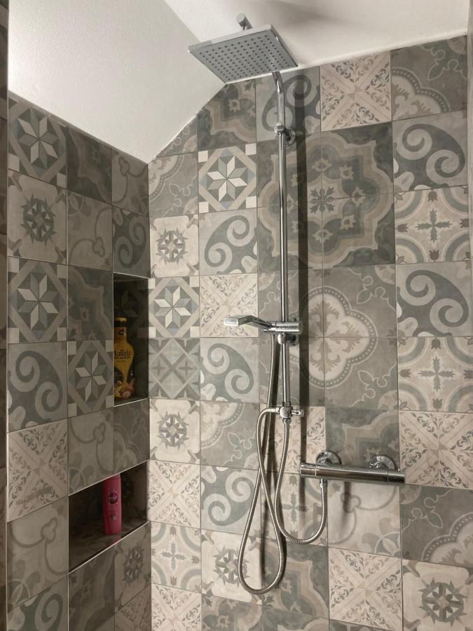 Appartamento Tre Archi Con Corte Privata Venetië Buitenkant foto
